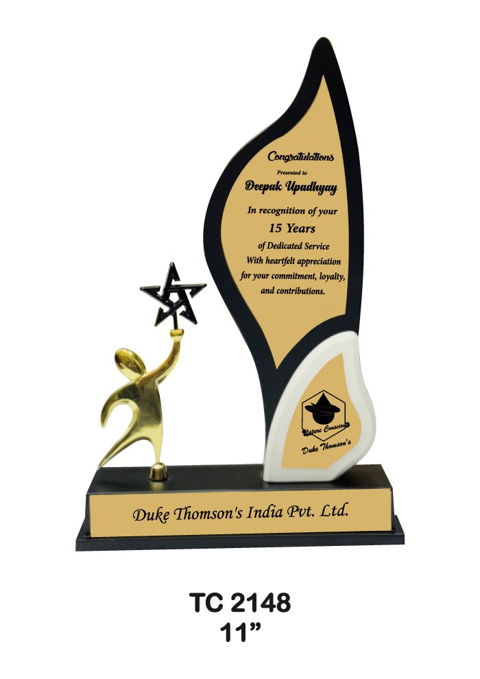 Corporate-Wooden-trophy-2148