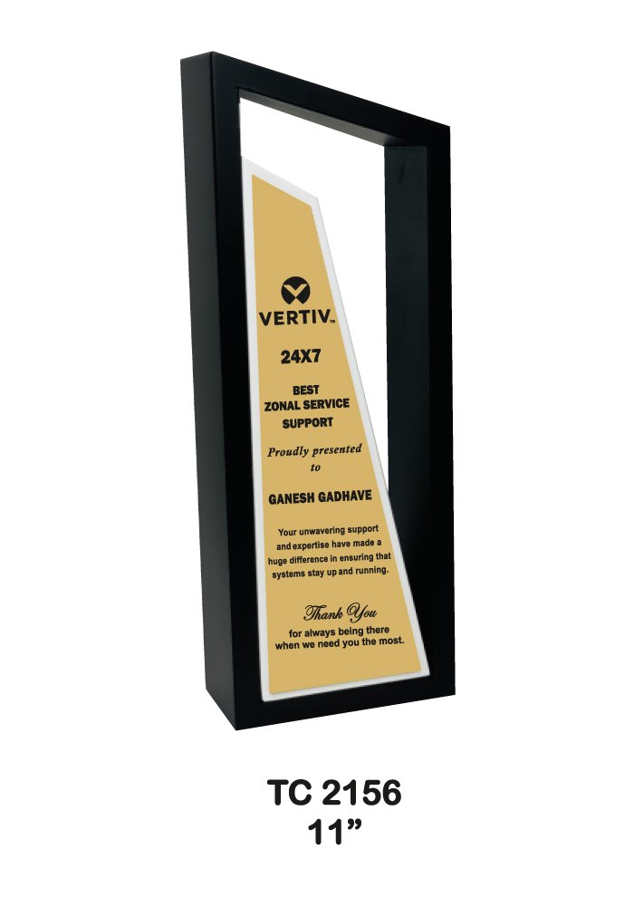 Corporate-Wooden-trophy-2156