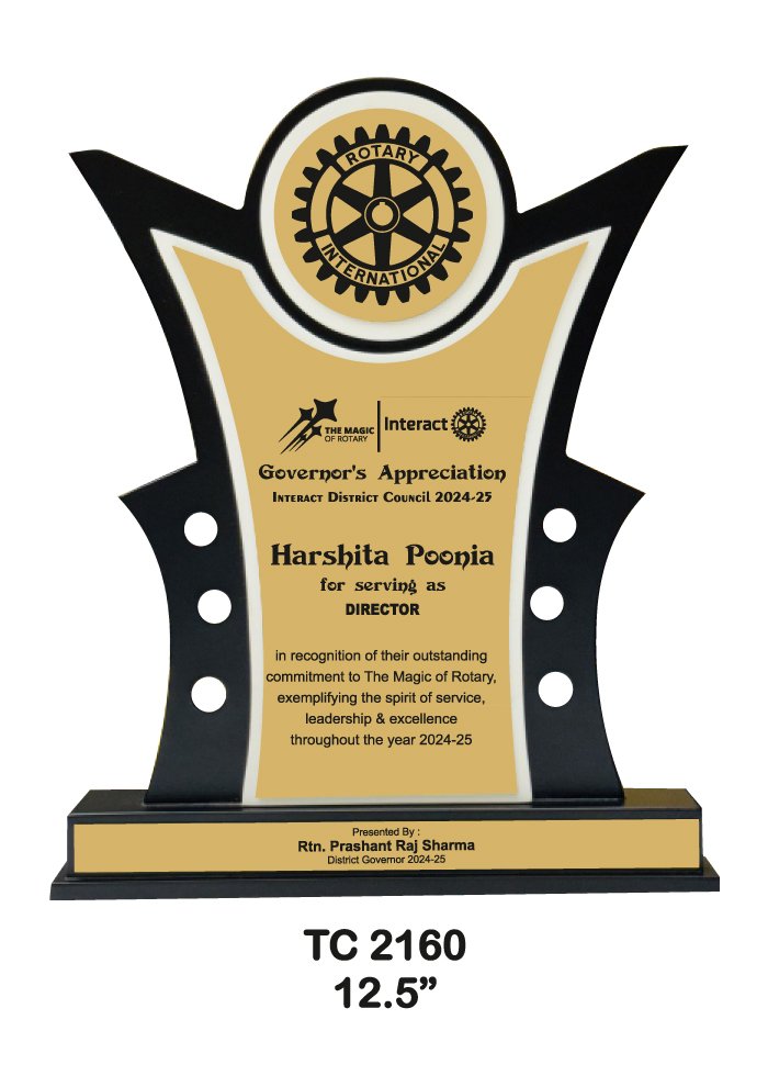 Corporate-Wooden-trophy-2159